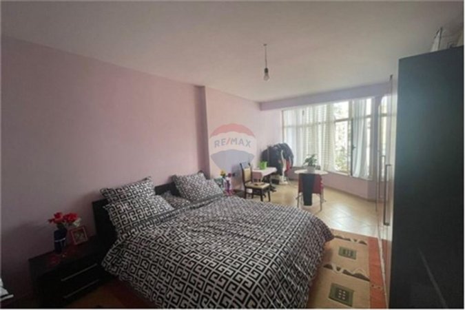 Tirane, shitet apartament 2+1+Ballkon Kati 2, 95 m² 140.000 € 
