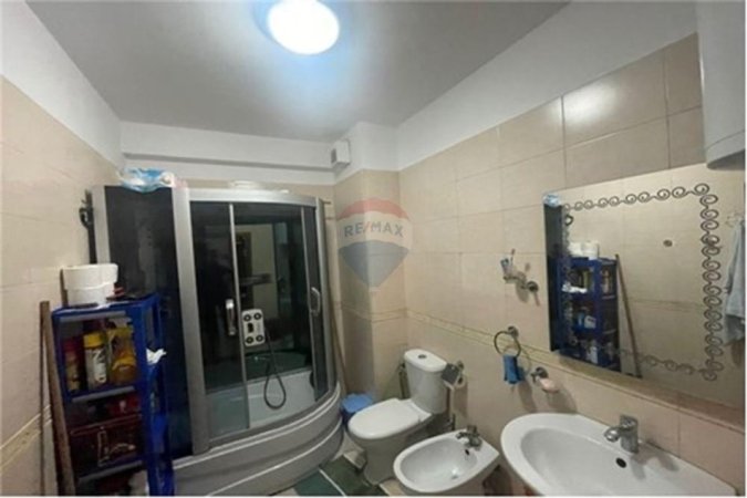 Tirane, shitet apartament 2+1+Ballkon Kati 2, 95 m² 140.000 € 