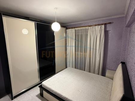 Tirane, jepet me qera apartament 2+1 Kati 4, 100 m² 550 € 