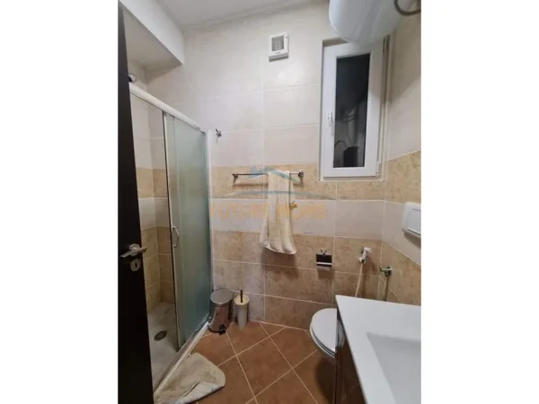 SHITET APARTAMENT 3+1 TEK REZIDENCA KODRA E DIELLIT 2