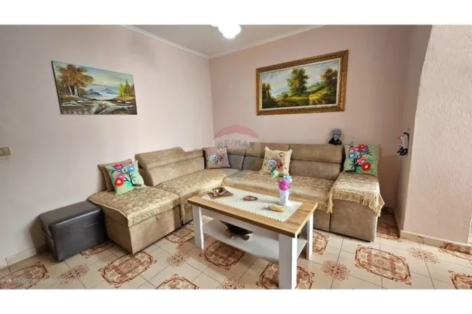 Tirane, shitet apartament 3+1 , 134 m² 175.000 € 