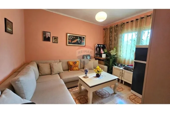 Tirane, shitet apartament 3+1 , 134 m² 175.000 € 