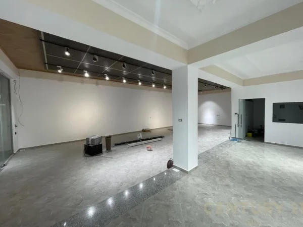 Tirane, jepet me qera ambjent biznesi Kati 0, 484 m² 3.600 € (Astir)