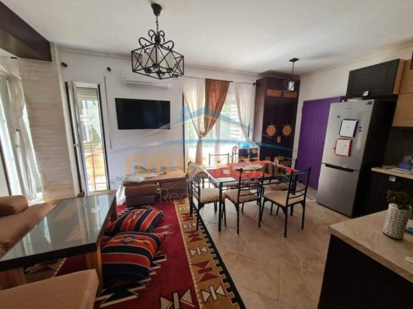 Tirane, shitet apartament 3+1+Ballkon Kati 2, 150 m² 280.000 € (REZIDENCA KODRA E DIELLIT 2)