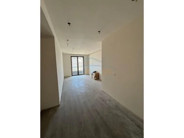 Tirane, shitet apartament 1+1+Ballkon Kati 7, 70 m² 133.000 € (Bulevardi i Ri)