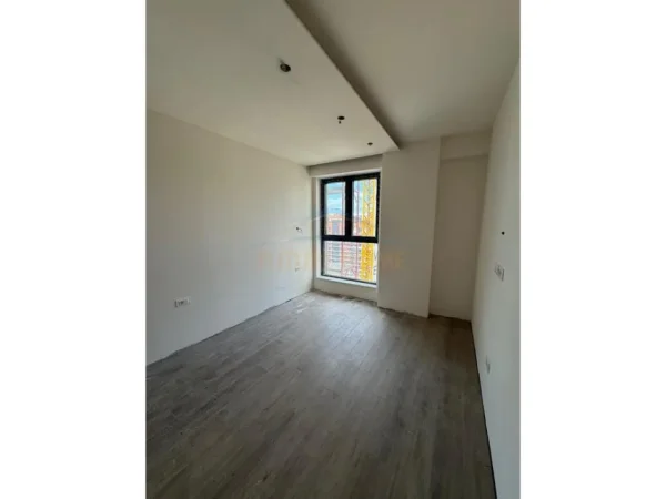 Tirane, shitet apartament 1+1+Ballkon Kati 7, 70 m² 133.000 € (Bulevardi i Ri)