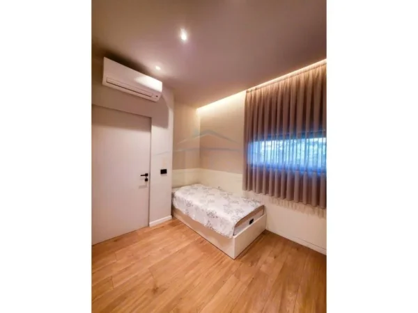 Gjiri Lalezit | Hamallaj, shitet Vile 5+1 , 160 m² 835.000 € (San Pietro , Gjiri i Lalezit)