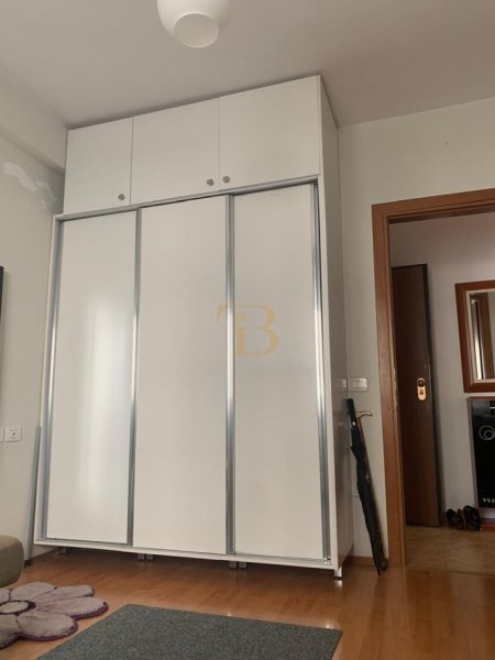 Tirane, jepet me qera apartament 1+1 Kati 3, 65 m² 600 € 