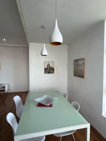 Tirane, jepet me qera apartament 2+1 Kati 9, 125 m² 600 € 