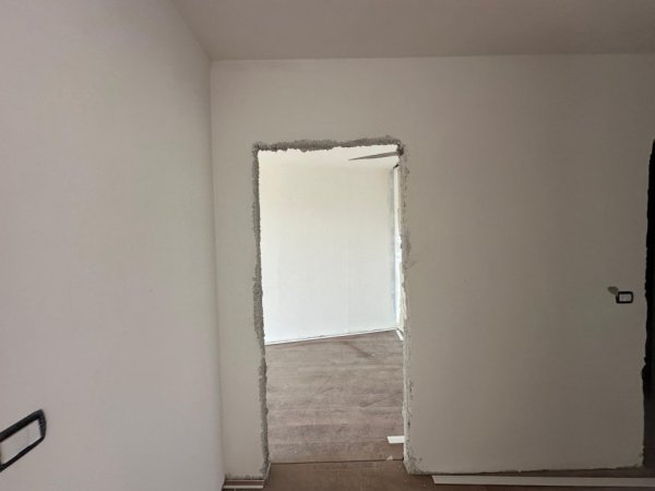 Tirane, shitet apartament 1+1+Ballkon Kati 9, 84 m² 125.000 € (Ish Fusha Aviacionit Garden Residence Turdiu Gati Per Banim)