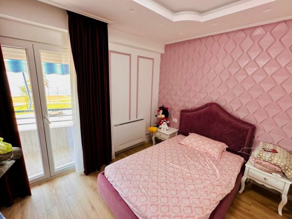 Vlore, jepet me qera apartament 2+1+Ballkon Kati 2, 120 m² 1.200 € (Lungomare, Vlore)