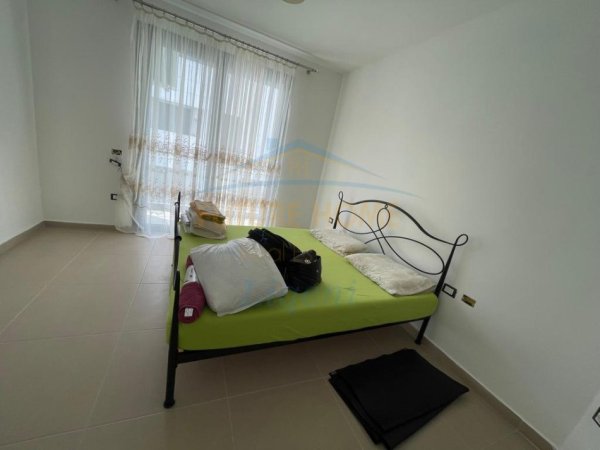 Tirane, jepet me qera apartament 1+1 Kati 3, 54 m² 550 € (Liqeni i Thate)