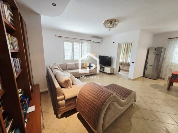 SHITET: APARTAMENT 2 +1/ ZONA : LIQENIT_ PRANE REZ. LAKE VIEW