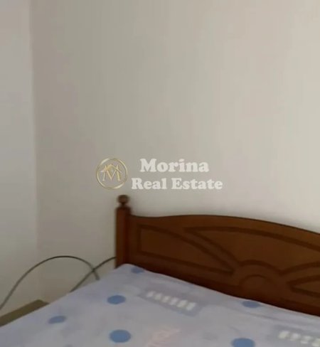 Tirane, jepet me qera apartament 1+1 Kati 5, 70 m² 420 € (Laprake)