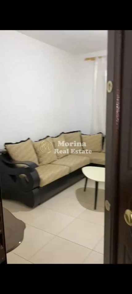 Tirane, jepet me qera apartament 1+1 Kati 5, 70 m² 420 € (Laprake)