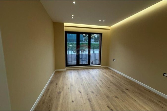 Tirane, shitet apartament 2+1+Ballkon Kati 1, 107 m² 215.000 € (Rezidenca Kodra e DIellit)