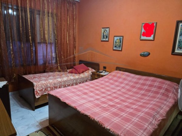 Tirane, shitet apartament 1+1+Ballkon Kati 4, 44 m² 106.000 € (Selvia)