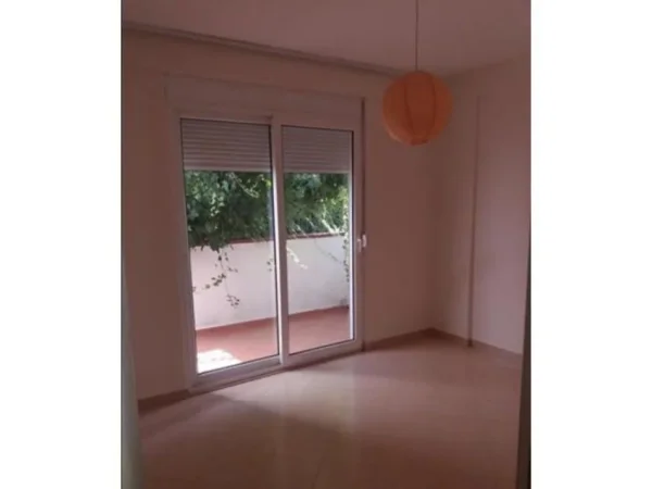 Tirane, shitet apartament 3+1+Aneks+Ballkon Kati 3, 160 m² 280.000 € 