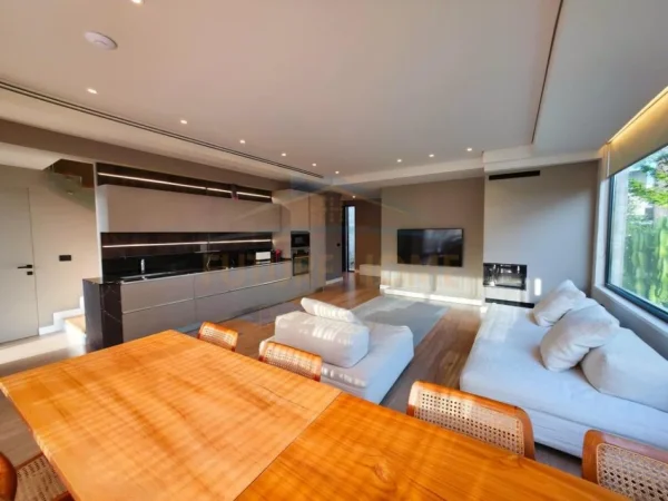 Gjiri Lalezit | Hamallaj, shitet Vile 2 Katshe Kati 0, 160 m² 835.000 € (Kompleksi "San Pietro", Gjiri i Lalëzit)