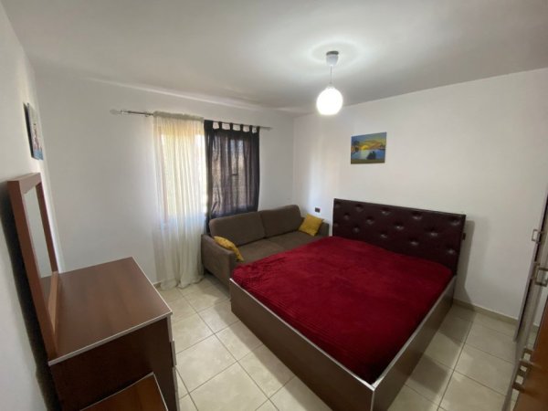 Tirane, shitet apartament 1+1 Kati 5, 82.000 € (ali demi)