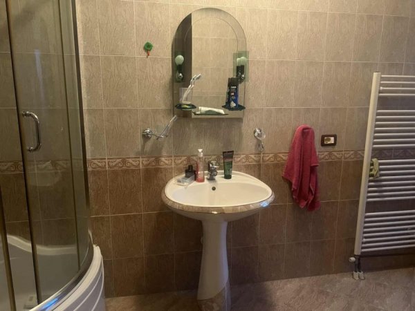 Pogradec, shitet apartament 2+1 Kati 3, 97 m² 120.000 €