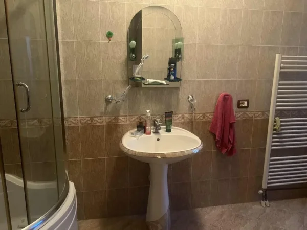 Pogradec, shitet apartament 2+1 Kati 3, 97 m² 120.000 €