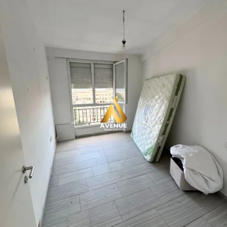 Tirane, shitet apartament 1+1+Ballkon Kati 9, 63 m² 91.350 € (sokrat miho)