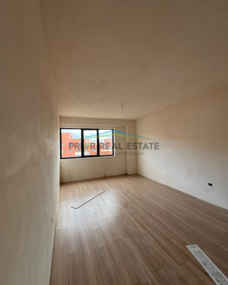 Tirane, shitet apartament 2+1 Kati 8, 106 m² 168.000 € (Kompleksi Urban Gate)