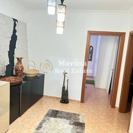 Tirane, jepet me qera apartament 2+1 Kati 3, 114 m² 700 € (Zogu i Zi)