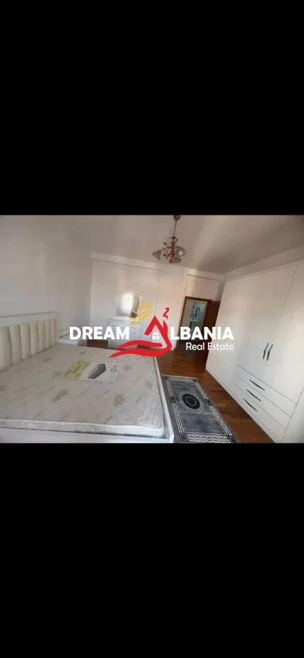 Tirane, jepet me qera apartament 2+1 , 80 m² 550 € (Don Bosko)
