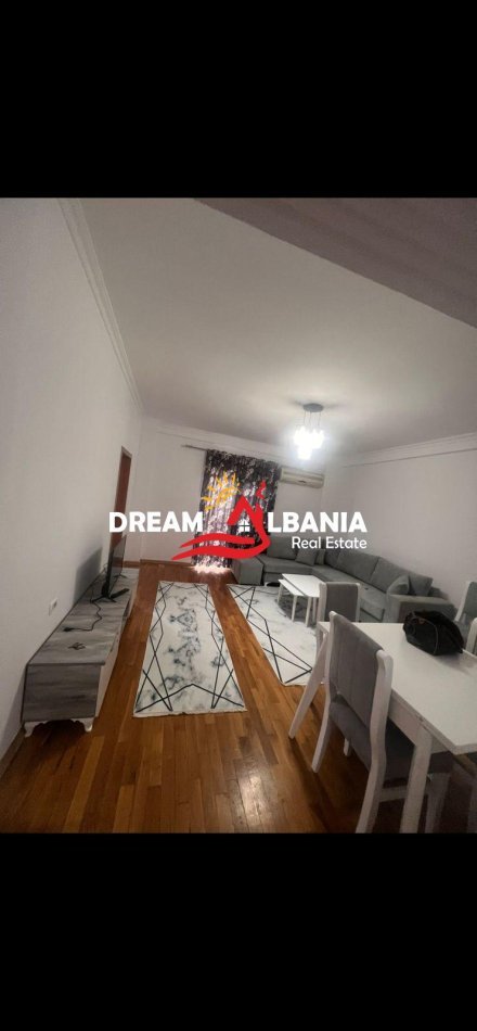 Tirane, jepet me qera apartament 2+1 , 80 m² 550 € (Don Bosko)