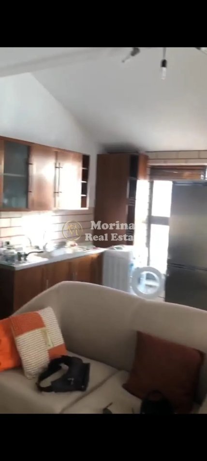 Tirane, jepet me qera apartament 1+1 Kati 7, 70 m² 500 € (Fakulteti Mjekesise)