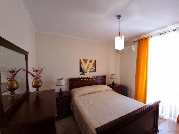 Tirane, jepet me qera apartament 3+1+Ballkon Kati 7, 130 m² 1.000 € (STADIUMI AIR ALBANIA)