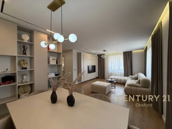 Tirane, jepet me qera apartament duplex Dublex Kati 5, 150 m² 1.400 € 