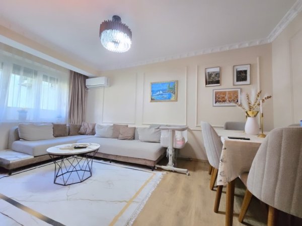 Tirane, shitet apartament 1+1+Aneks , 65 m² 129.000 € (brenda unazes vogel)