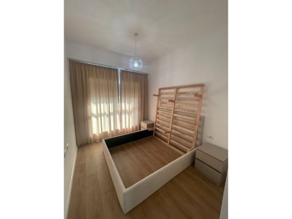 Tirane, jepet me qera apartament 2+1 Kati 7, 92 m² 500 € (Rezidenca Kaimi)