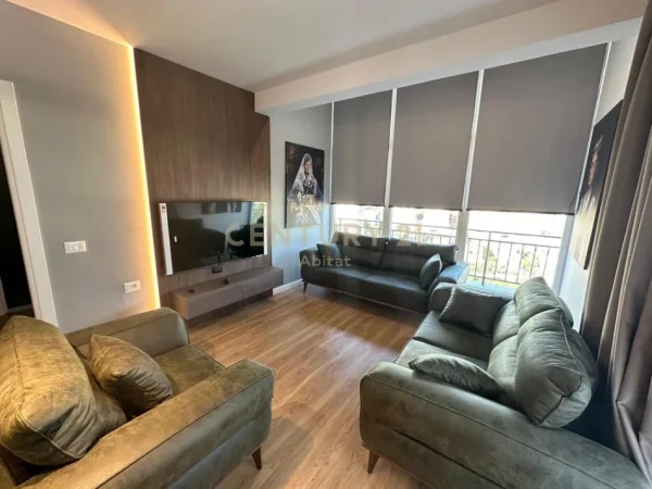 Tirane, jepet me qera apartament 2+1+Aneks+Ballkon Kati 10, 126 m² 