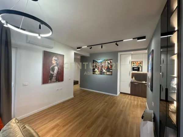 Tirane, jepet me qera apartament 2+1+Aneks+Ballkon Kati 10, 126 m² 