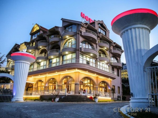 Tirane, jepet me qera hotel Kati 0, 13.888 m² 12.000 € (TEG)