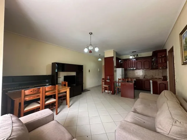 Tirane, shitet apartament 2+1 Kati 3, 106 m² 95.000 € (RRUGA AGON)