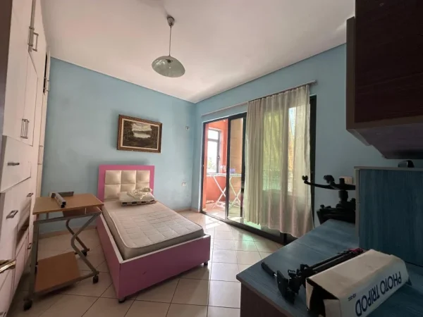 Tirane, shitet apartament 2+1 Kati 3, 106 m² 95.000 € (RRUGA AGON)