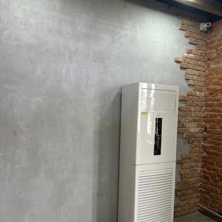 Tirane, jepet me qera ambjent biznesi Kati 2, 500 m² (Sheshi Garibaldi)