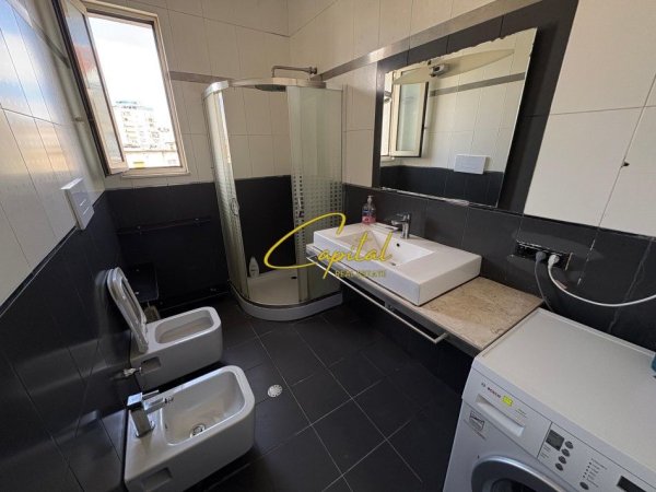 Tirane, jepet me qera apartament 2+1 Kati 6, 78 m² 600 € (ISH TREGU ELEKTRIK)
