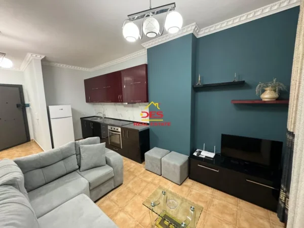 Vlore, shitet apartament 1+1+Ballkon Kati 4, 62 m² (Rruga Murat Tërbaçi)
