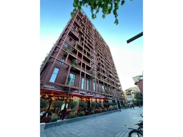 Tirane, shitet garazh | post parkimi Kati -2, 25 m² 33.000 € (Rr.e Kavajes , Garden Building)