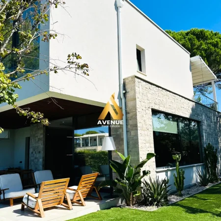 Gjiri Lalezit | Hamallaj, shitet Vile 4+1+Ballkon Kati 2, 522 m² 835.000 € (San Pietro) ME HIPOTEKE