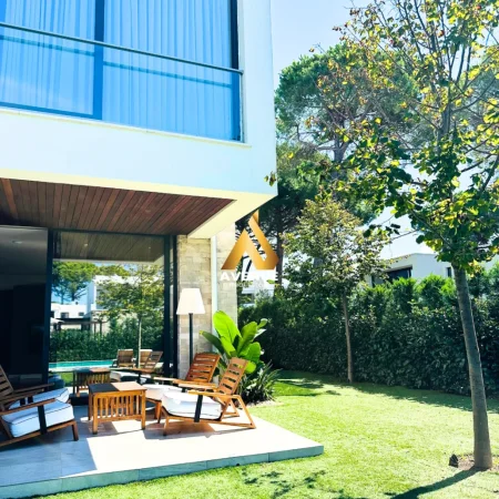 Gjiri Lalezit | Hamallaj, shitet Vile 4+1+Ballkon Kati 2, 522 m² 835.000 € (San Pietro) ME HIPOTEKE