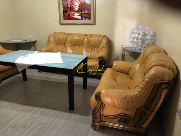 Tirane, jepet me qera apartament 3 Katshe Kati 3, 620 m² 2.000 € (BATHORE)