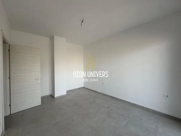 Tirane, shitet garsonier 1+1+Ballkon Kati 4, 46 m² 138.000 € (Myslym Shyr)