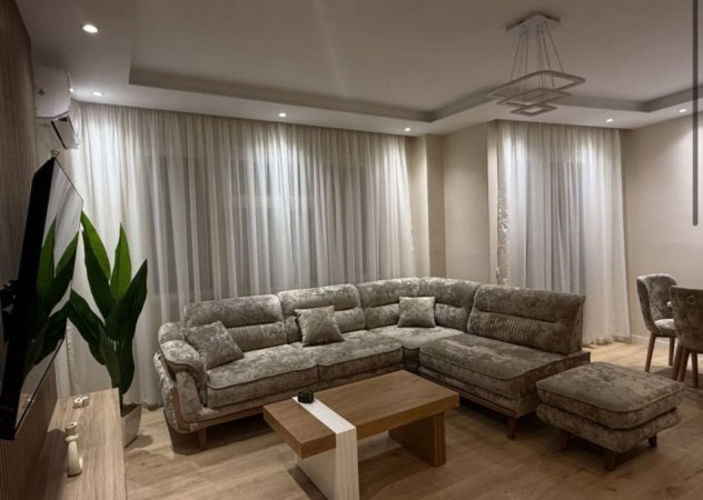 Super Apartament 2+1+2+parkim me qera tek Liqeni i Thate